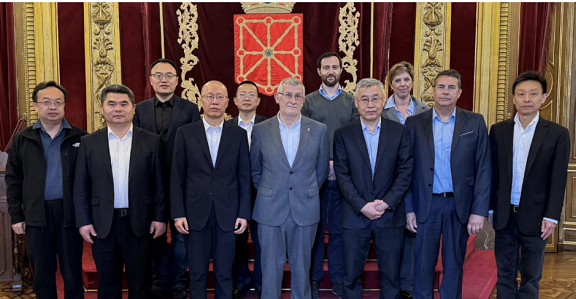【异动股】Highfield Resources (ASX:HFR)暴跌45%：中国五矿及青海盐湖不再推进战略注资交易 