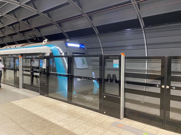 沪指创十年新高 创业板指涨2.55% 锂矿概念涨停潮 