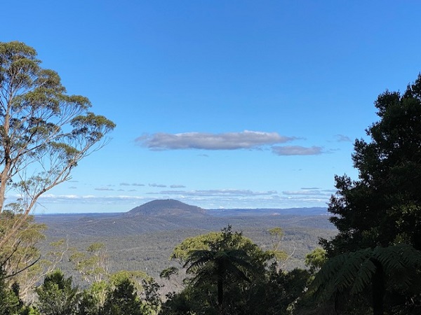 Lynas Rare Earths (ASX:LYC) 与美国国防部签署稀土供应协议 股价触及五个月高点 