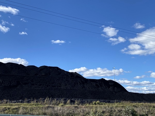 New Hope(ASX:NHC)中期利润暴跌股价震荡走低 中东冲突引发动力煤价格飙升利好前景